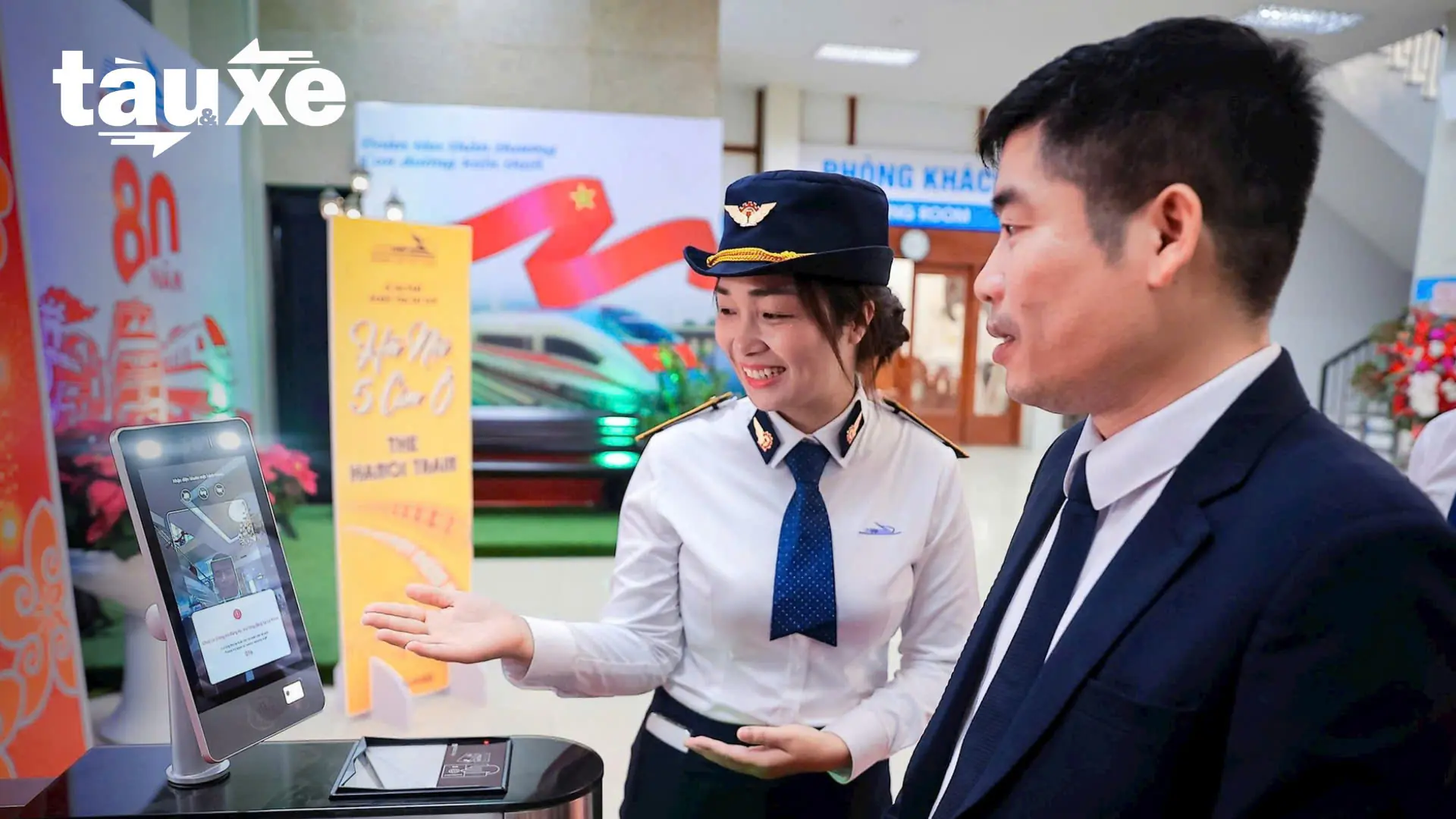 Đường sắt thí điểm hệ thống soát vé bằng sinh trắc học | Bản tin Tàu và Xe | 20/08/2025
